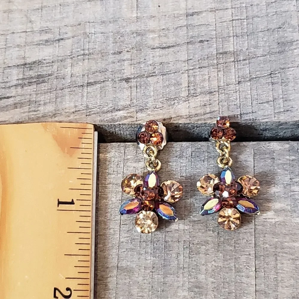 TIARA MISU Dangling Gem Pierced Earrings